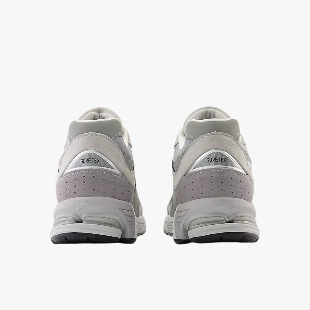 NEW BALANCE M2002RXJ