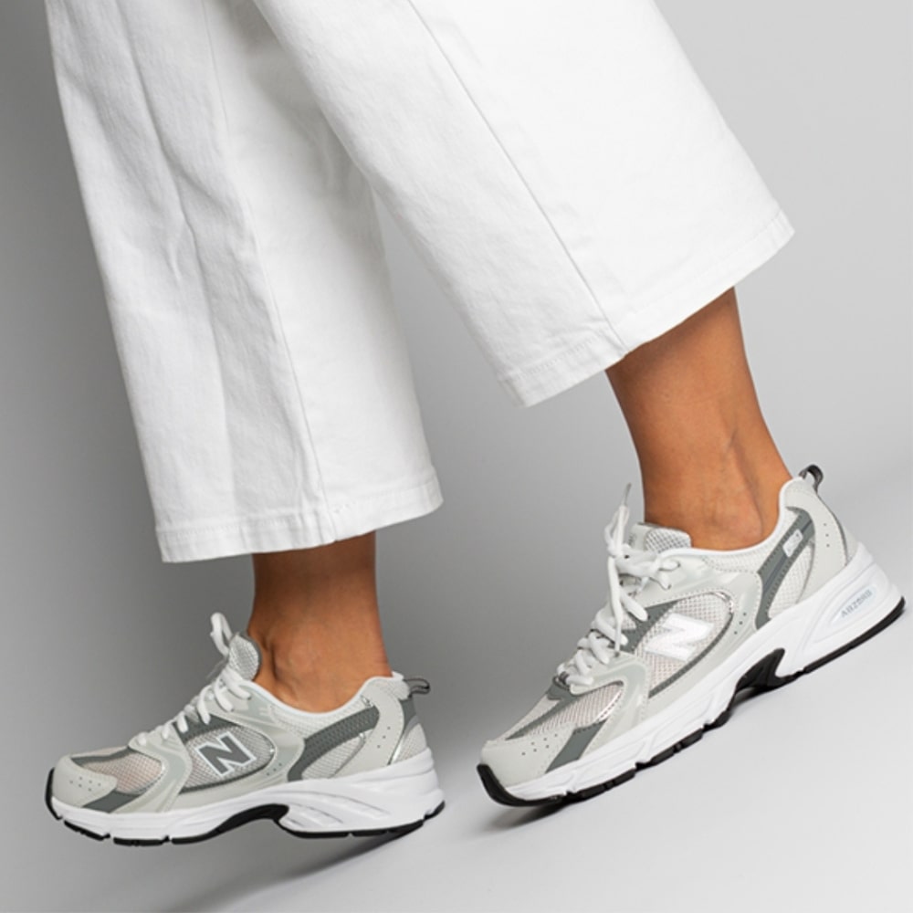 NEW BALANCE GR530CB