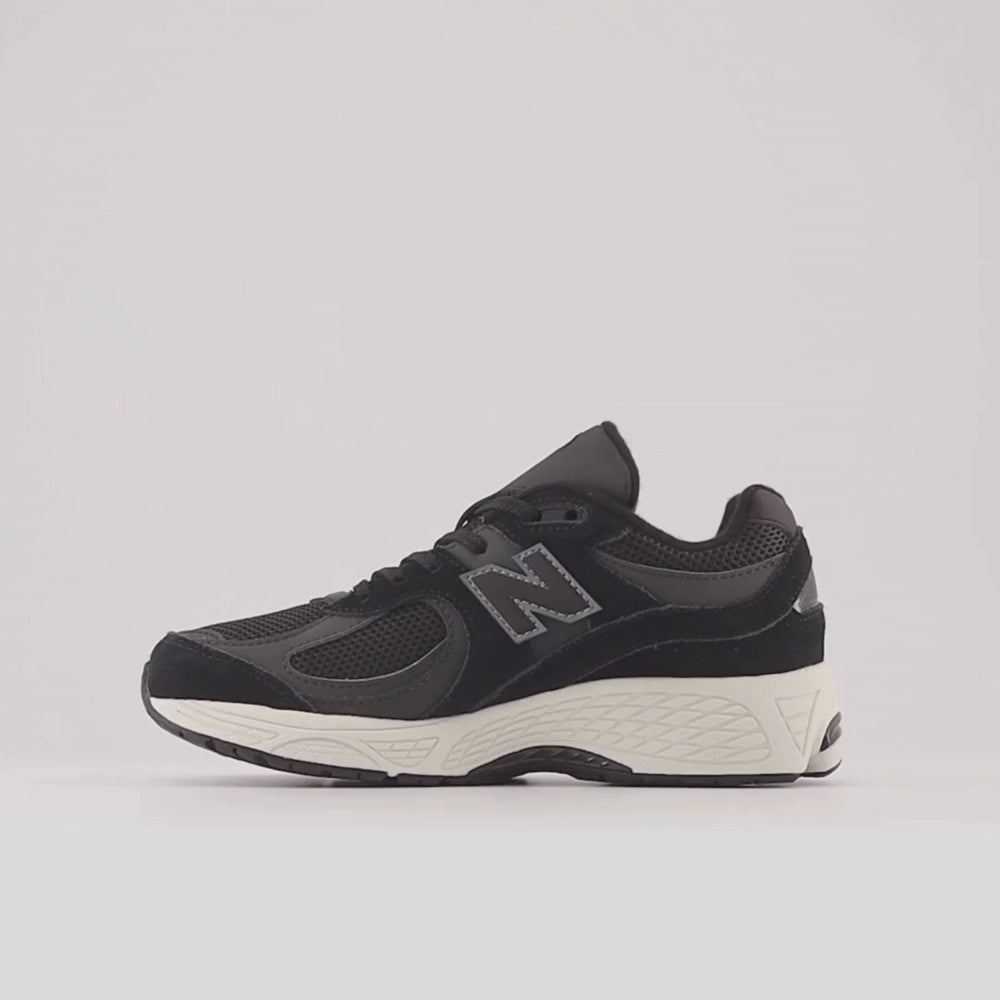 NEW BALANCE GC2002BK